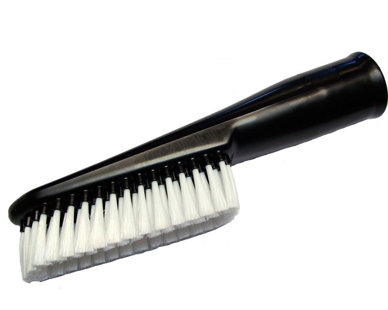 Brosse à main noire